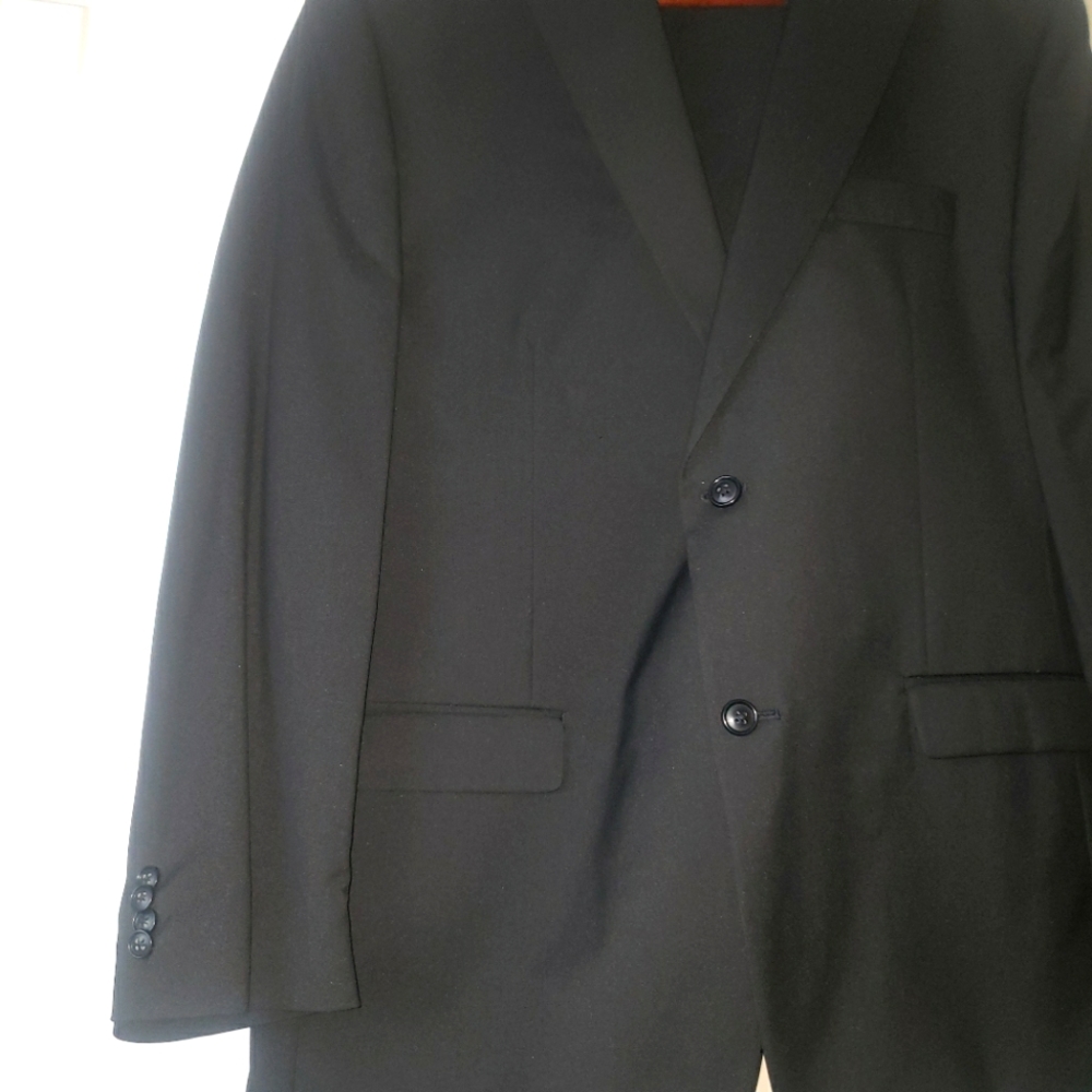 Suit